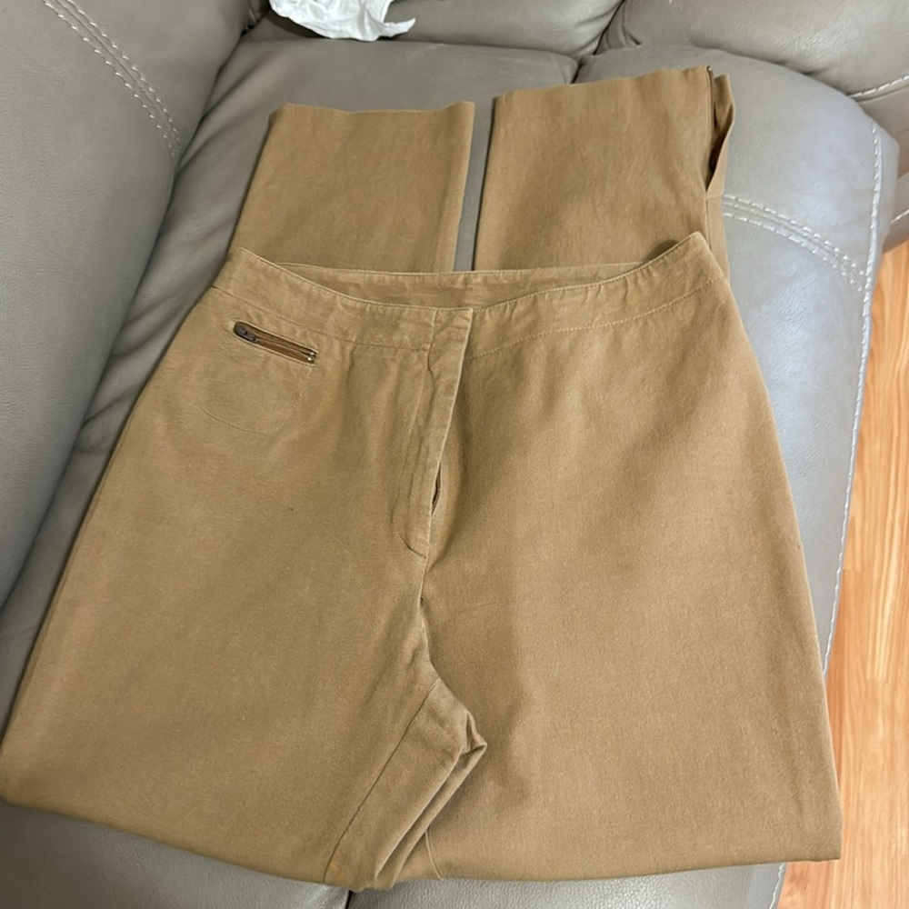 Raulp Lauren pants very condition. No rip  . Smoke free home